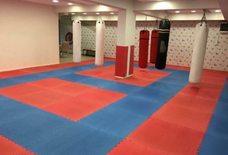 PROFESYONEL SPOR SALONU HİZMETİ